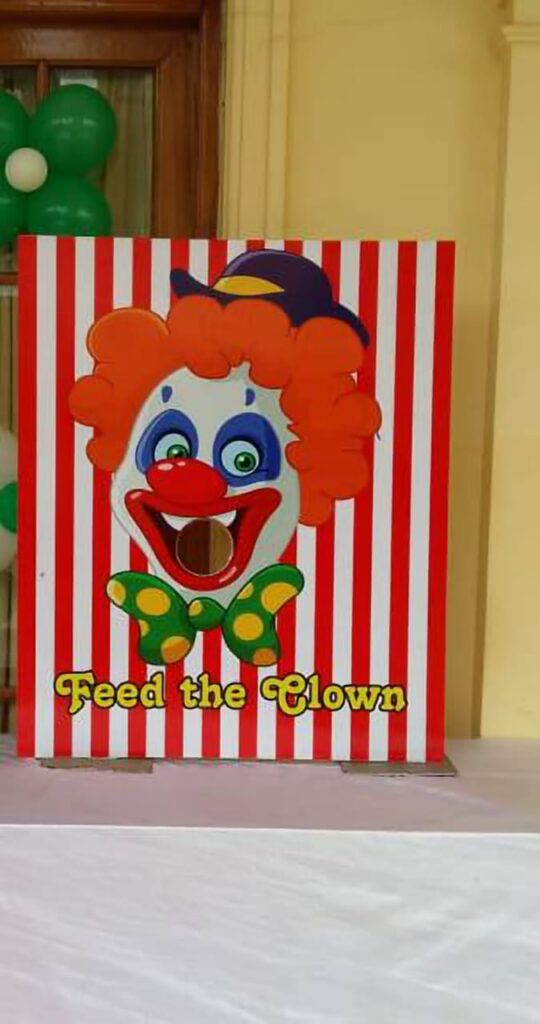 feed the clown game