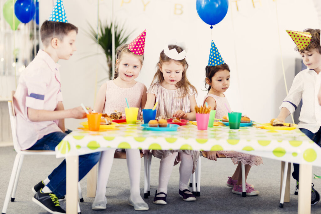 Kids Table Chair On Rent